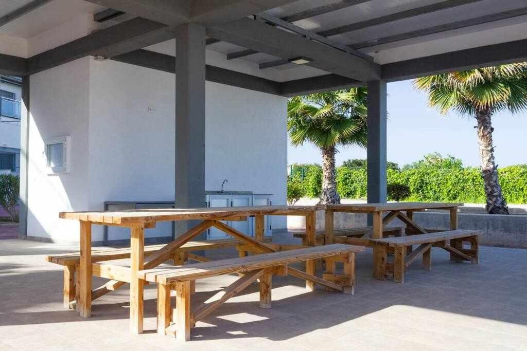 Bungalow Pink Garden Orihuela Exterior photo